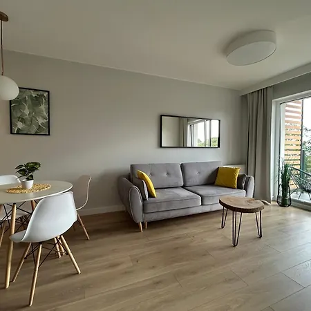 Apartment Sosnowa 4 *