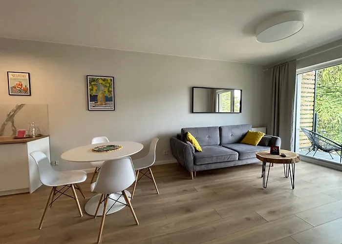 Apartment Sosnowa 4 *