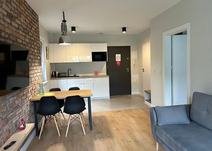 Apartment Sosnowa 4 *